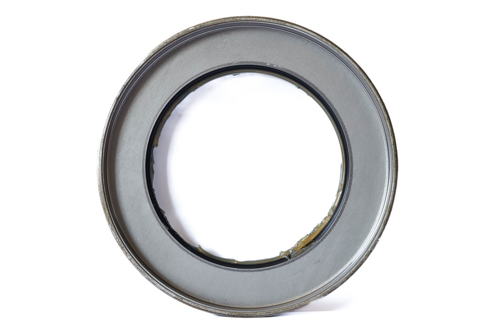 SEAL; OIL,RR HUB,INNER