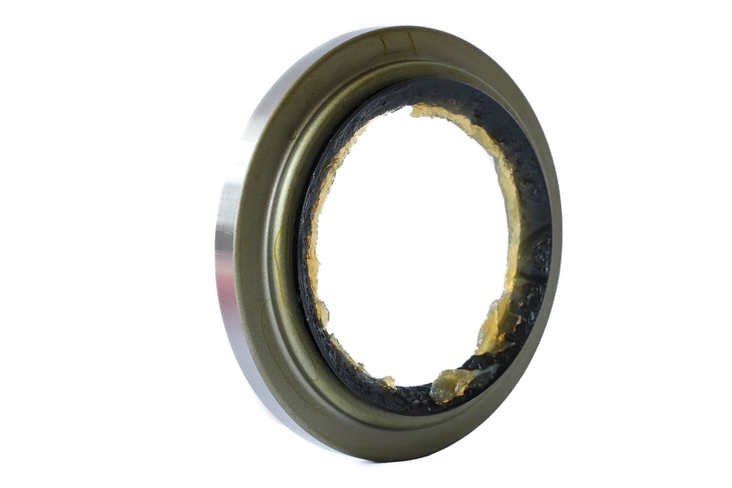SEAL; OIL,FRT HUB