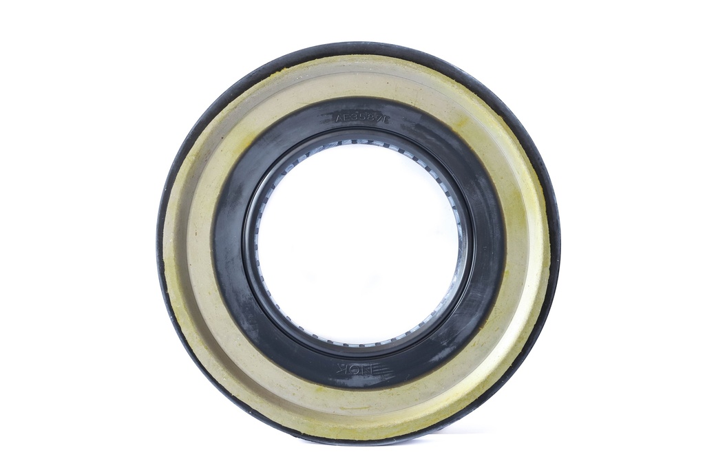 SEAL; OIL RR HUB INNER
